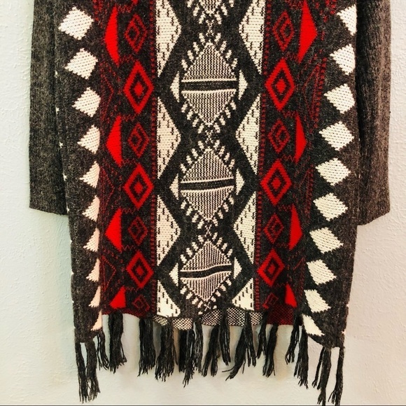 Kate Collection red gray Aztec pattern cardigan - Picture 5 of 8